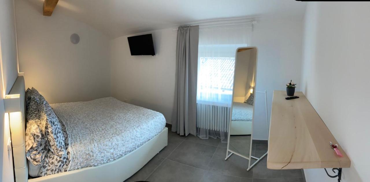 Castle Rhythm Inn Арко Екстериор снимка